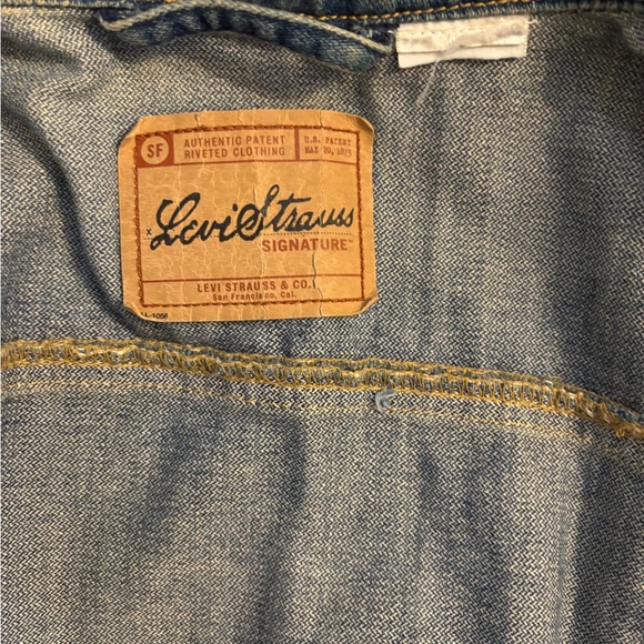 Levi Strauss Women’s Denim Jacket w/Stand Collar Jean, classic Trucker - Picture 5 of 9